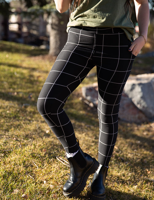 SA Exclusive Black Windowpane Pocket Leggings