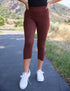 SA Exclusive Brown Solid Capri Leggings