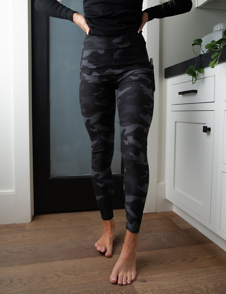 Black Multi Cam, Crossover leggings with pockets