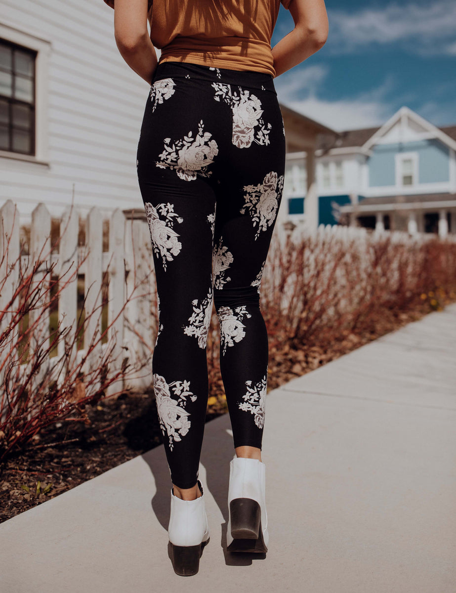 SA Exclusive Floral Fling Pocket Leggings – SimpleAddiction