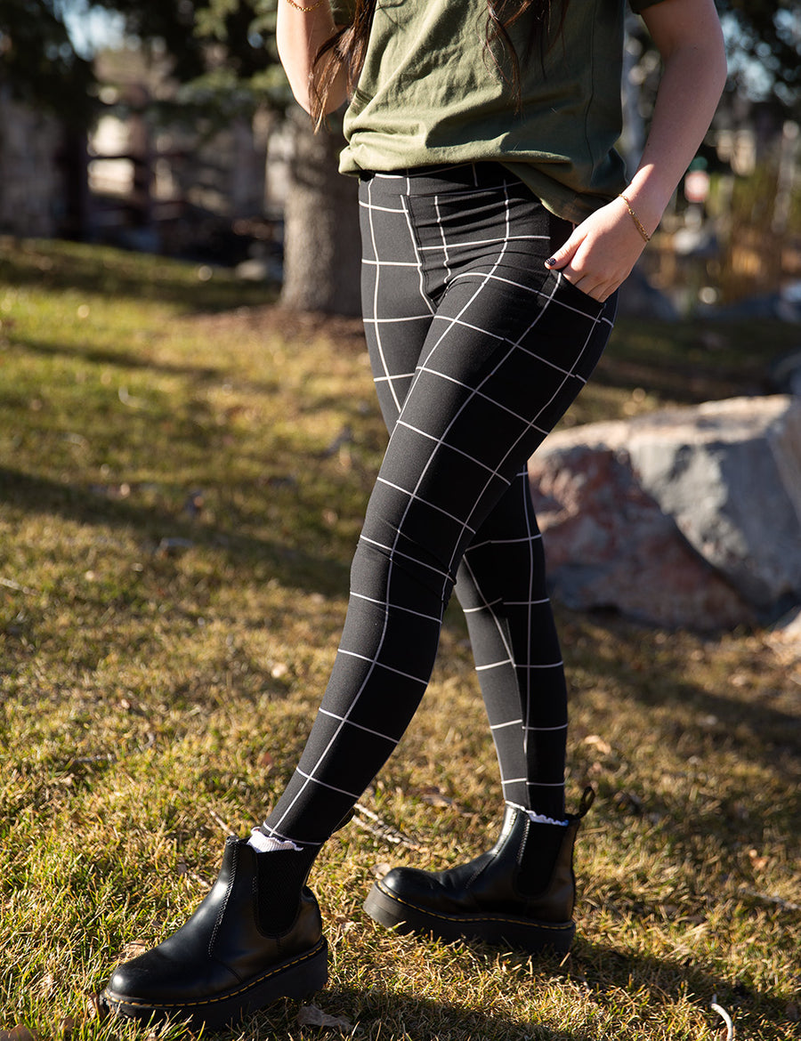 SA Exclusive Black Windowpane Pocket Leggings