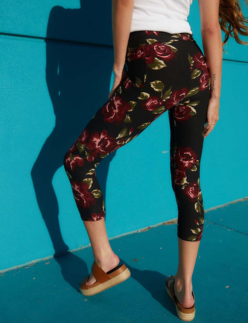 SA Exclusive Love Me Some Floral Capri Pocket Leggings