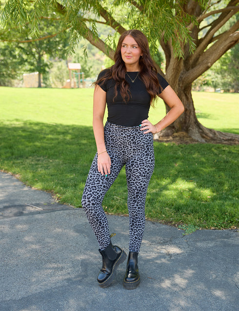 SA Exclusive Sassy Grey and Black Leopard Leggings