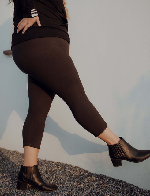 Suave Capri Leggings  Cropped black leggings, Capri leggings, Leggings