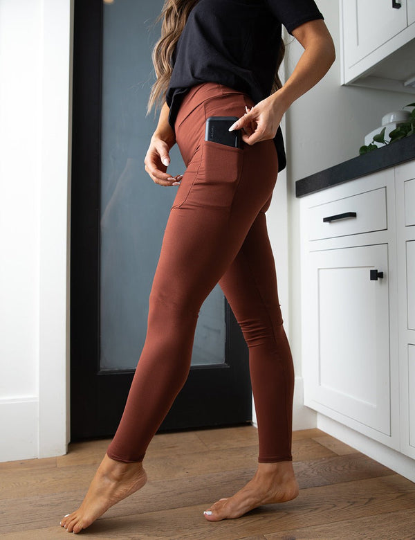 Simple Addiction - 😍 FREE pair of Pocket Leggings with any order over 40$.  Add any pocket leggings to your order and use code: POCKET20 at checkout.  Pocket Leggings: SimpleAddiction.com/collections/leggings