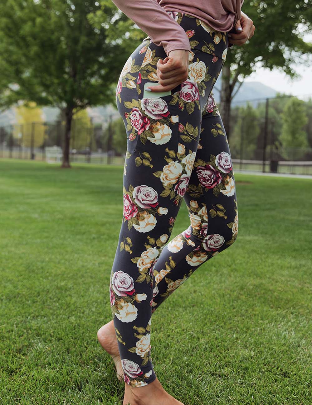 Mandala Fancy Legging for women in the color Desert Flower Print