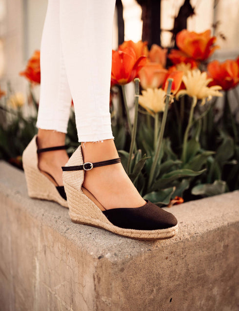Just Take a Look Wedges