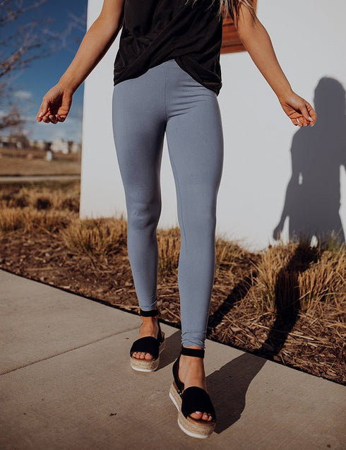 Simple Addiction - 🥰 FREE LEGGINGS with any purchase over $25! Add any  pair of Leggings to your $25+ cart and use code: 25LEGGING at checkout!  Leggings: SimpleAddiction.com/collections/pocket-leggings