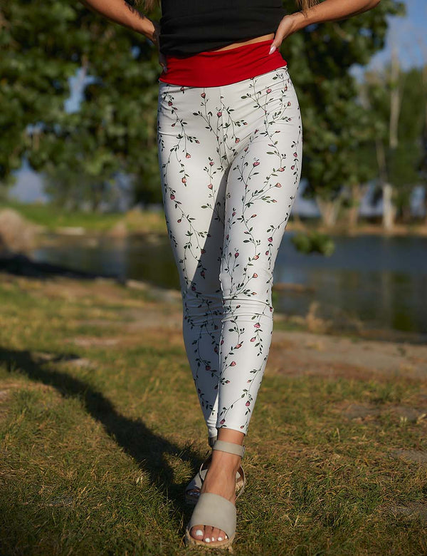 Simple Addiction - 🥰 FREE LEGGINGS with any purchase over $25! Add any  pair of Leggings to your $25+ cart and use code: 25LEGGING at checkout!  Leggings: SimpleAddiction.com/collections/pocket-leggings