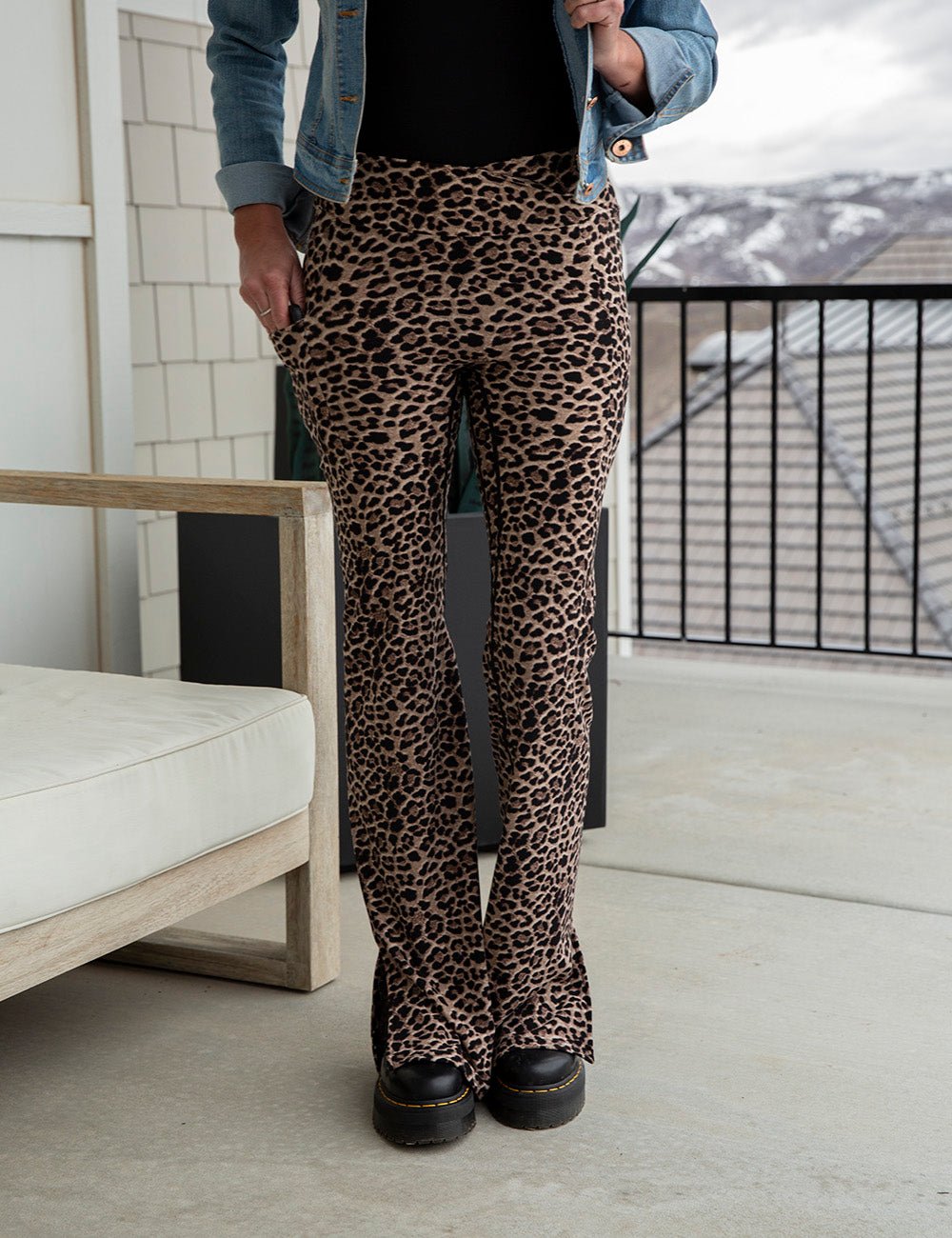 Flared Leggings - Charcoal discharge Leopard – FUNKY SIMPLICITY